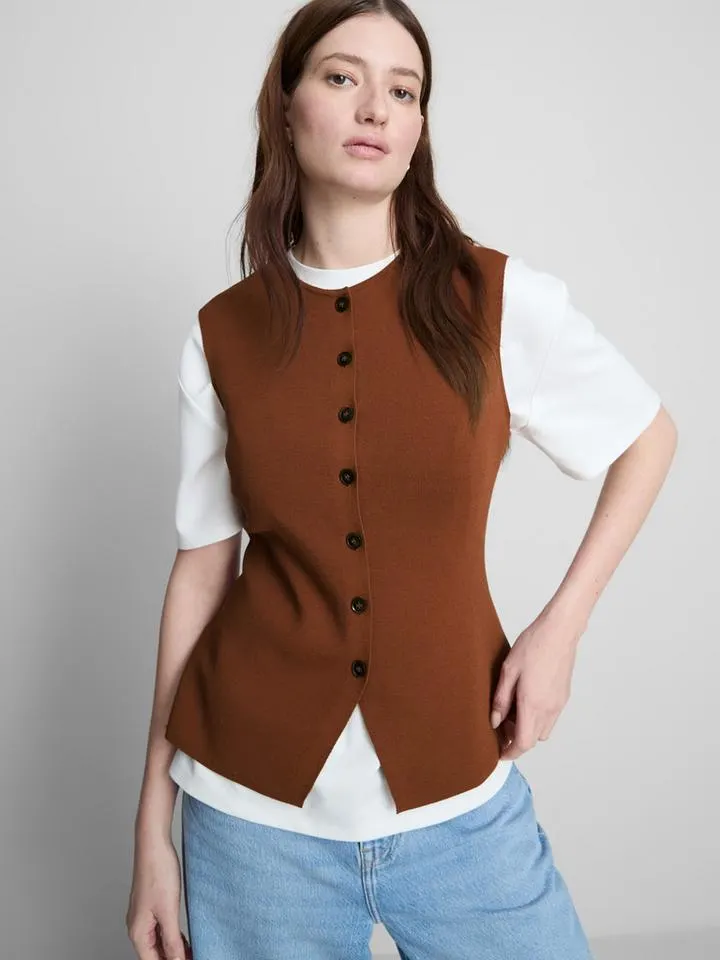 Débardeur boutonné en maille The Edit