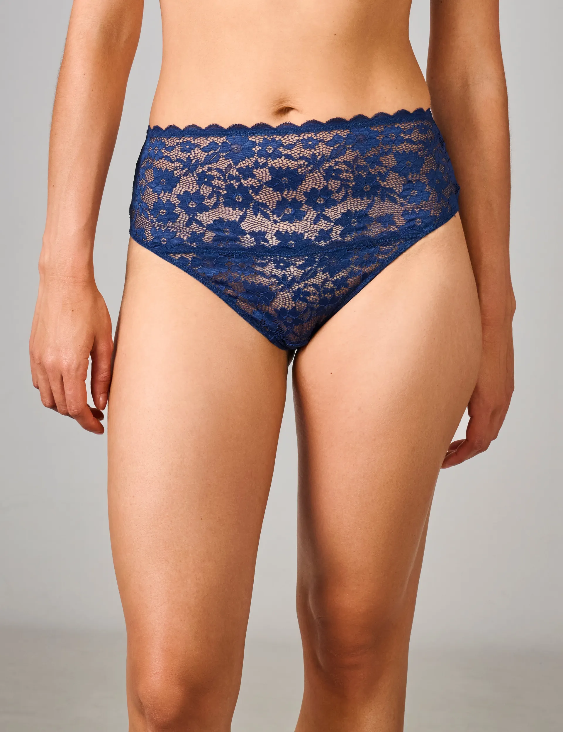Madelon high leg hoog uitgesneden brazilian slip