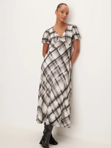 Aster Short Sleeve Midi
