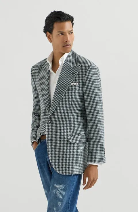 Cashmere macro houndstooth Tailor blazer with peak lapels and metal buttons