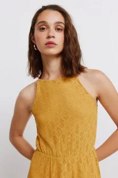 Vestido midi halter bordado