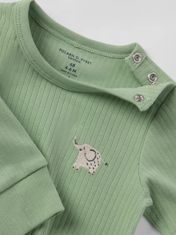 Ribbestrikket med ekstra myke sømmer