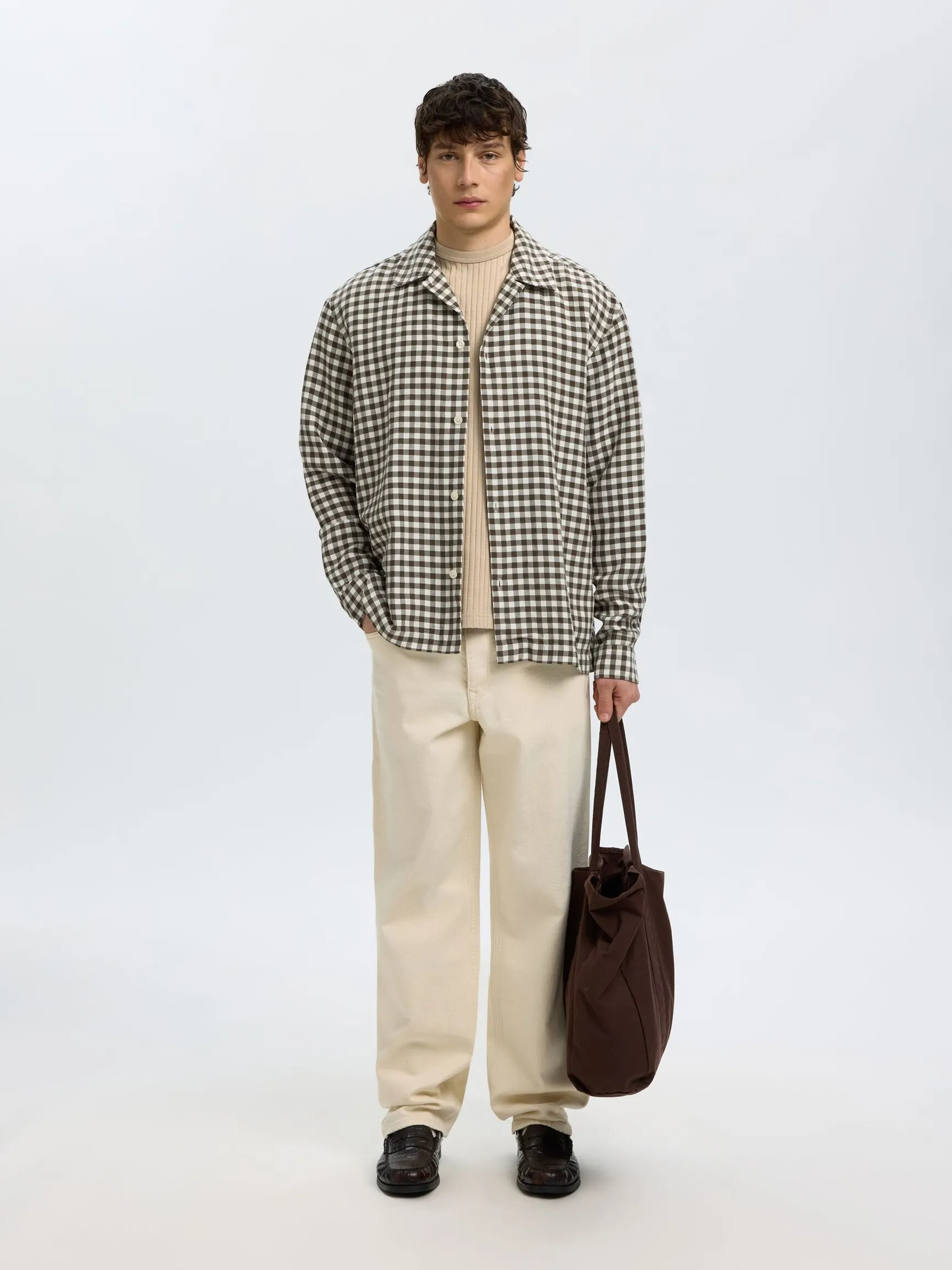 RELAXED FIT RIBBET T-SKJORTE