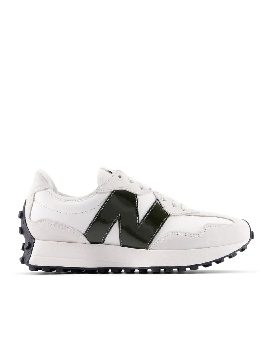 New Balance 327 trainers in white with patent logo