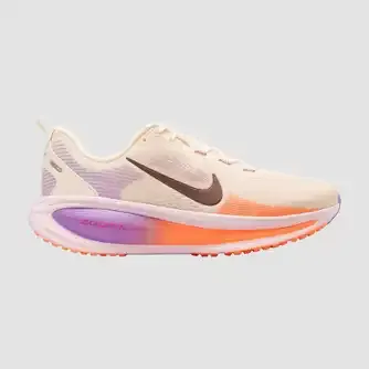 Nike Womens Vomero 18 Running Shoes