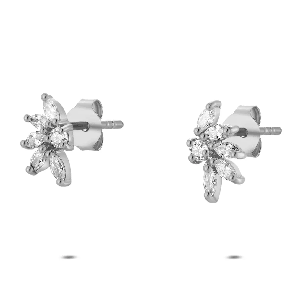 Oorbellen in zilver, bloemvorm