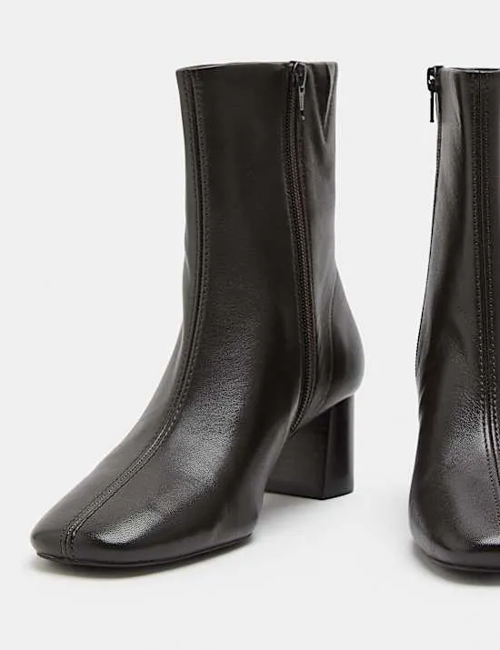 Sock Boots mit Blockabsatz