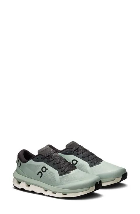 On Cloudzone Sneaker