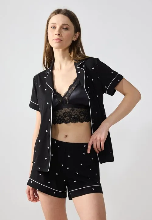 HEART PRINT BUTTON UP SET - Nattdrakt - black/ white