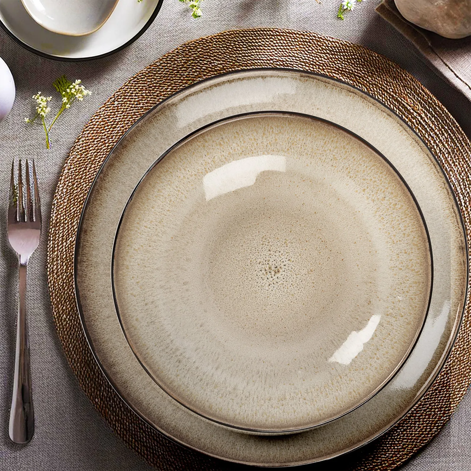 Servizio di piatti in stoneware Reactive Beige 18 pezzi