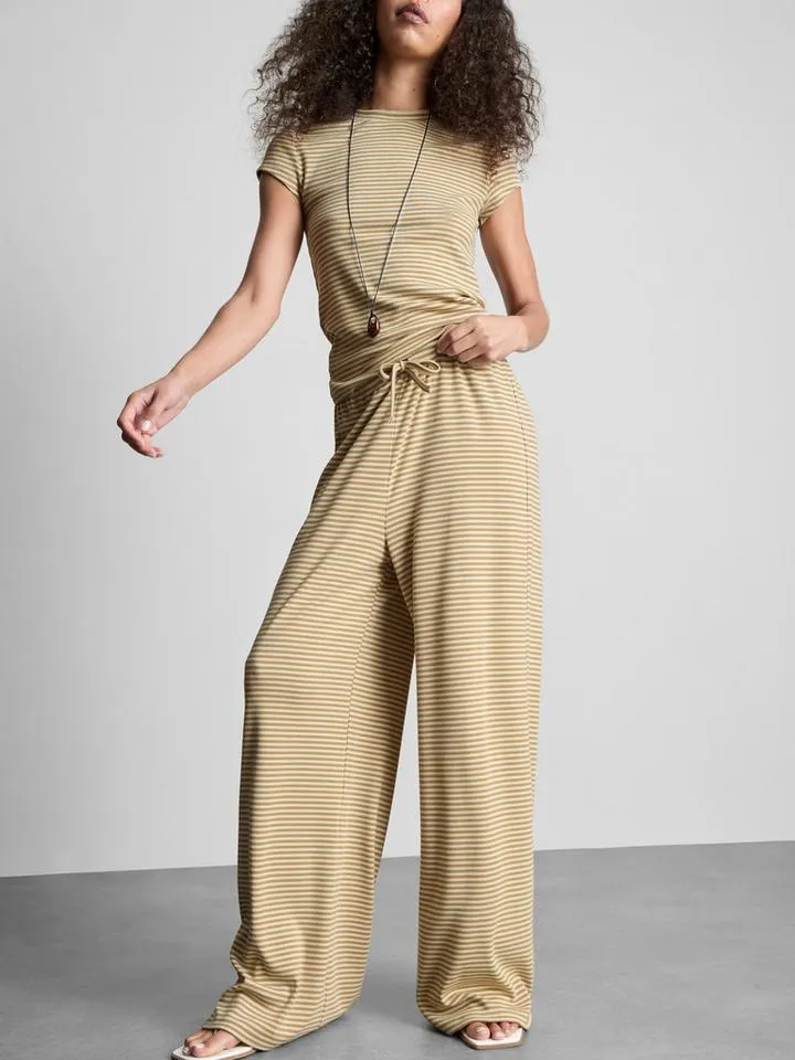 Pantaloni larghi in cotone a coste e a righe