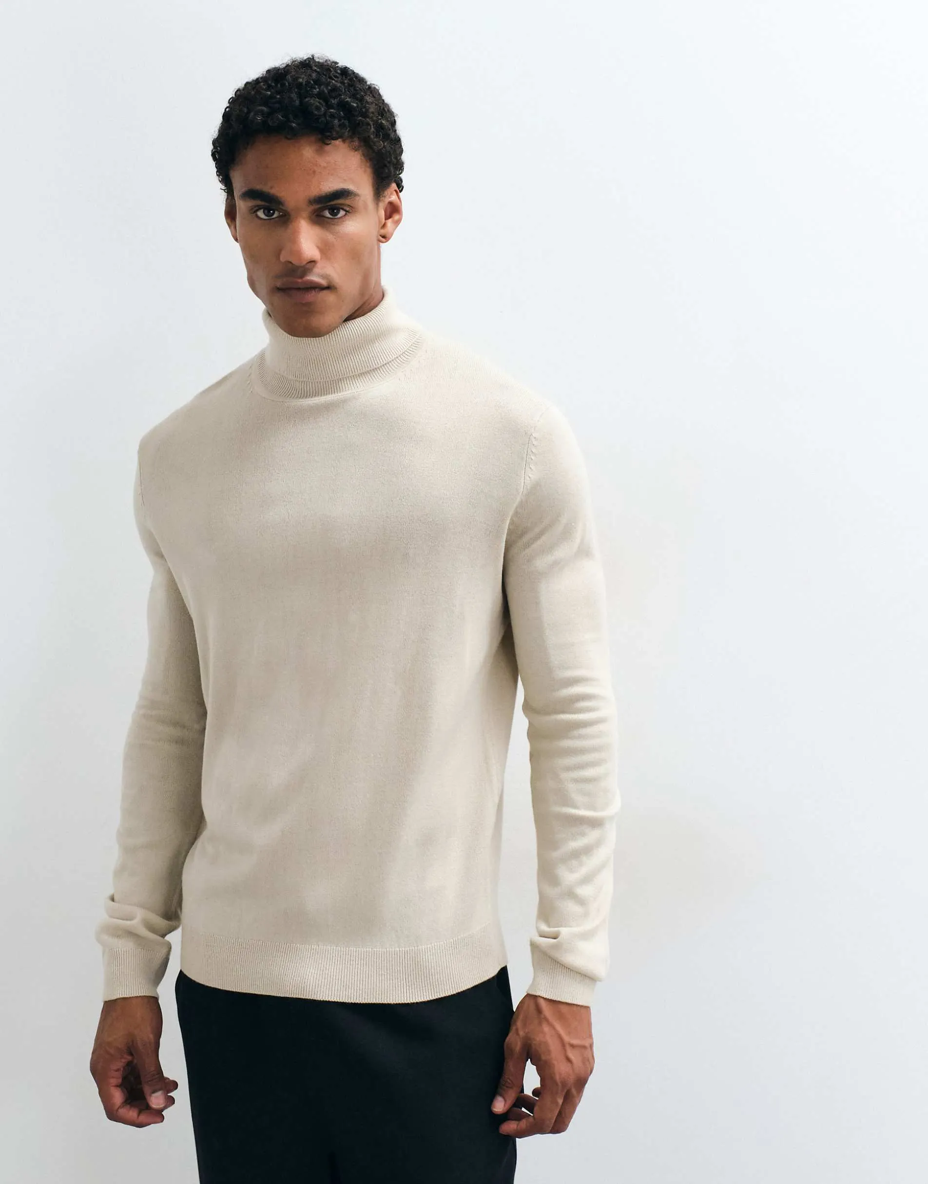 New Look knitted roll neck in cream