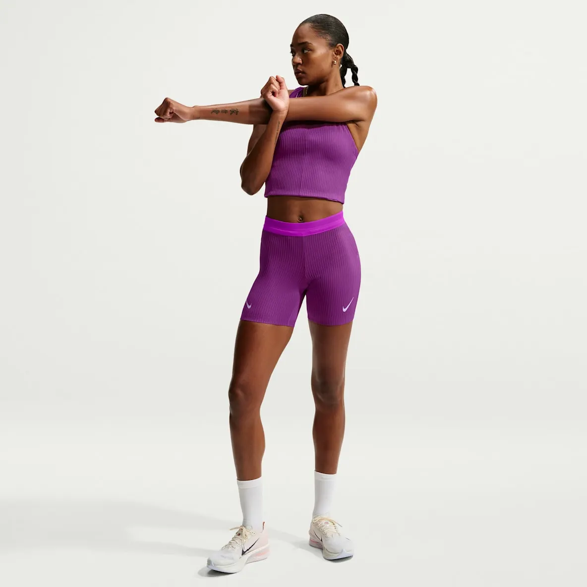 Dri-FIT ADV tettsittende løpeshorts til dame