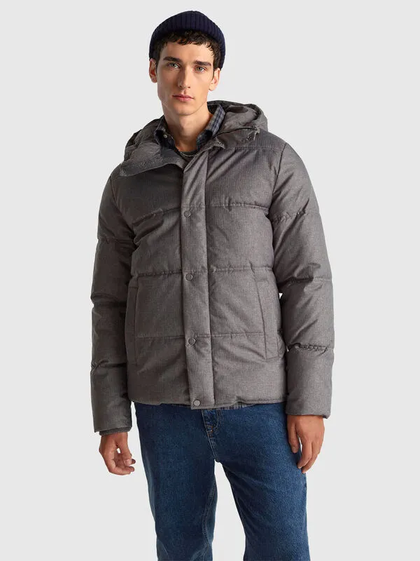 Regular fit jacket with hood
