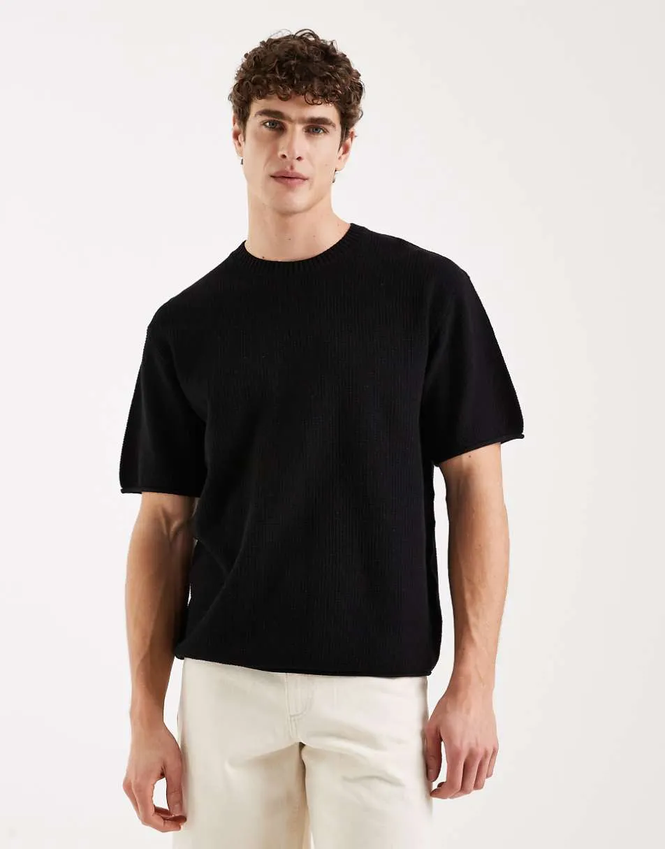 Redefined Rebel Lonzo boxy fit short sleeve tee in black