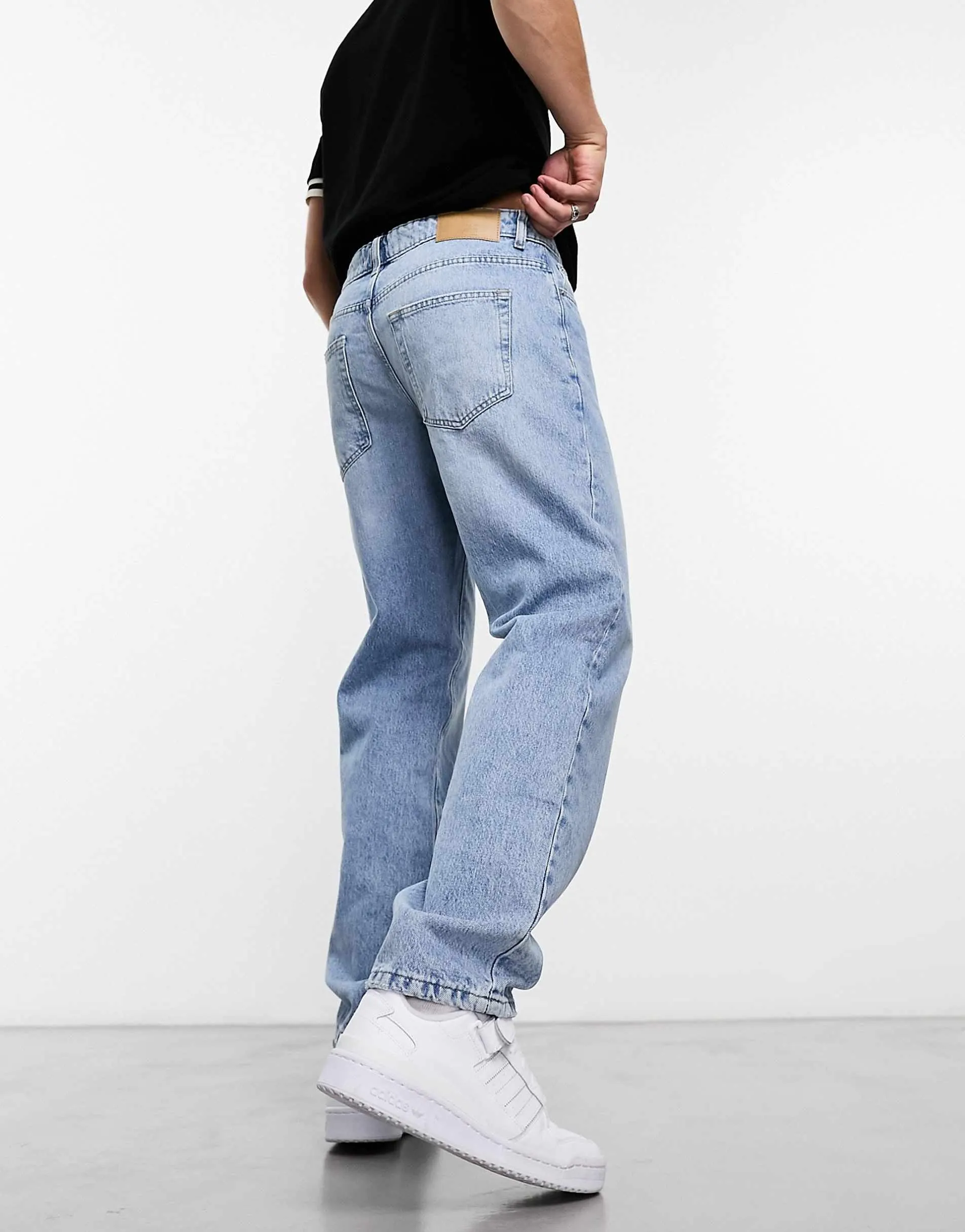 ONLY & SONS Edge straight fit jeans in light wash