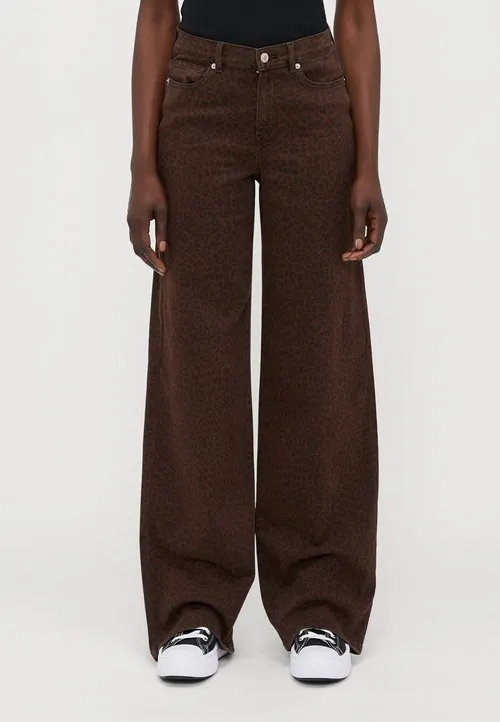 ONLMADISON ANIMAL - Wide leg - chicory coffee/black