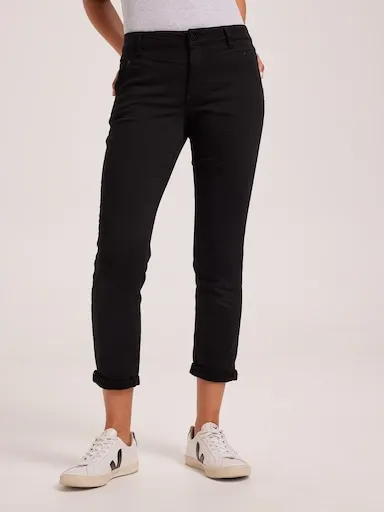 Just Jeans Amaze Yoke Front Boyfriend Jean