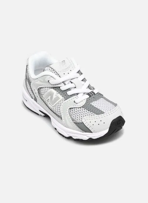 Sneakers IZ530 grijs