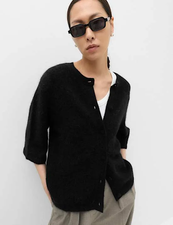 Strickjacke aus einer Woll-Alpaka-Mischgewebe in lockerer Passform