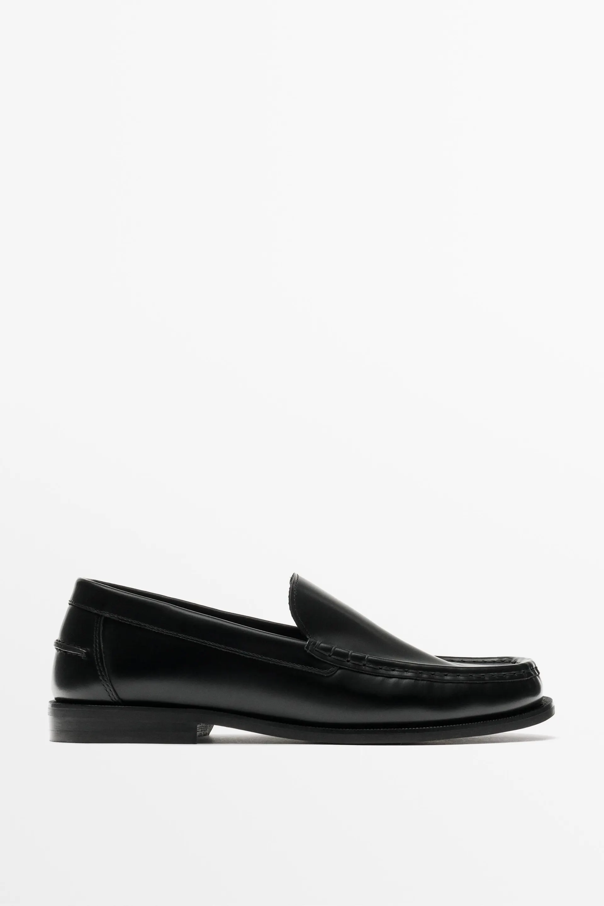 Smooth leather loafer