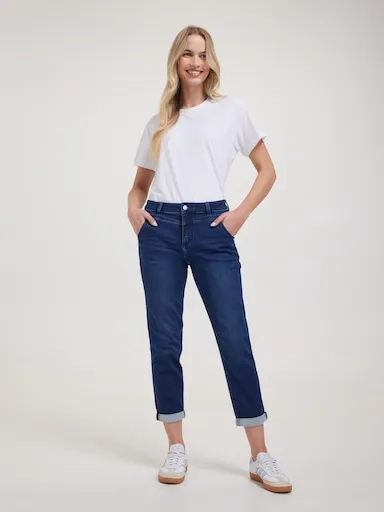 Just Jeans Amaze Yoke Front Boyfriend Jean
