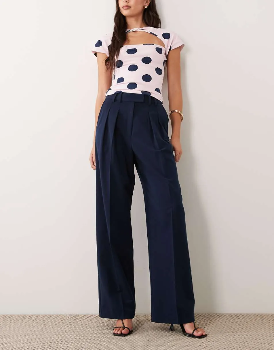ASOS DESIGN tailored wide leg trousers with pleat detail in navy