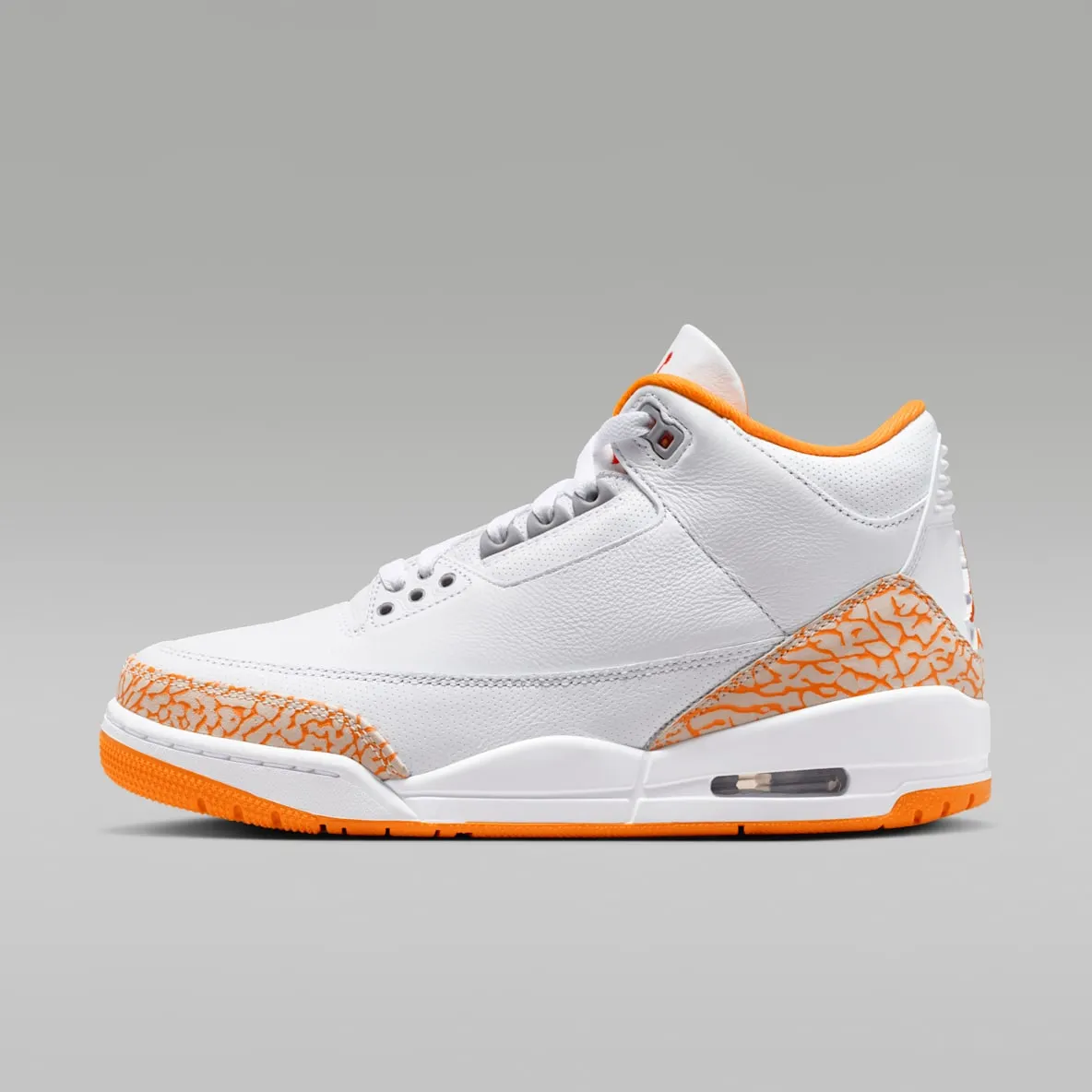 Air Jordan 3 Retro «White and Orange Peel»