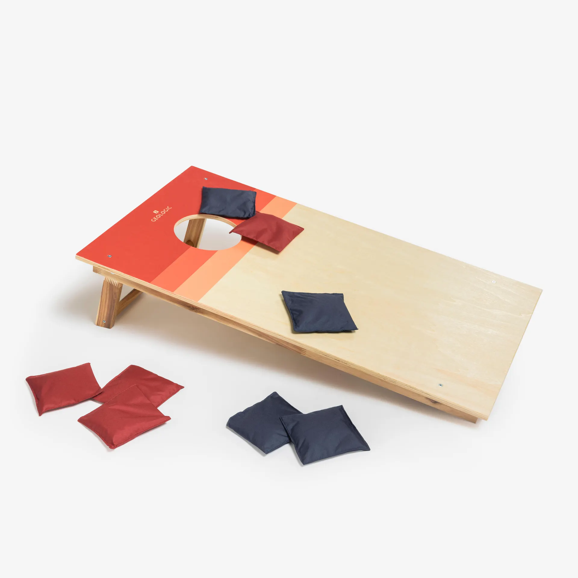 DECATHLON Sada cornhole Compact připravená ke hře