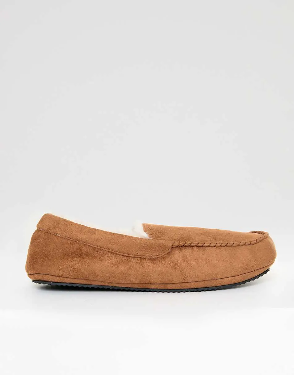 Threadbare Faux suede faux fur lined moccasin slippers in tan