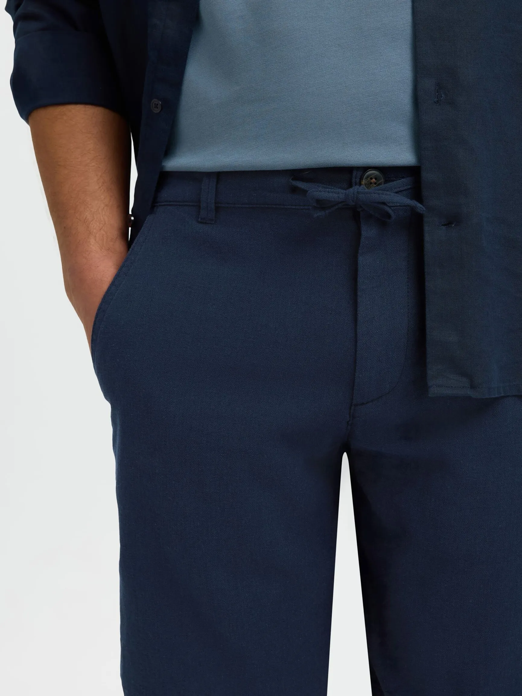 COMFORT FIT SHORTS