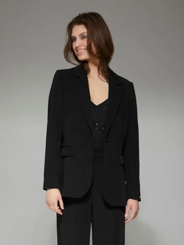 Mova Blazer Black