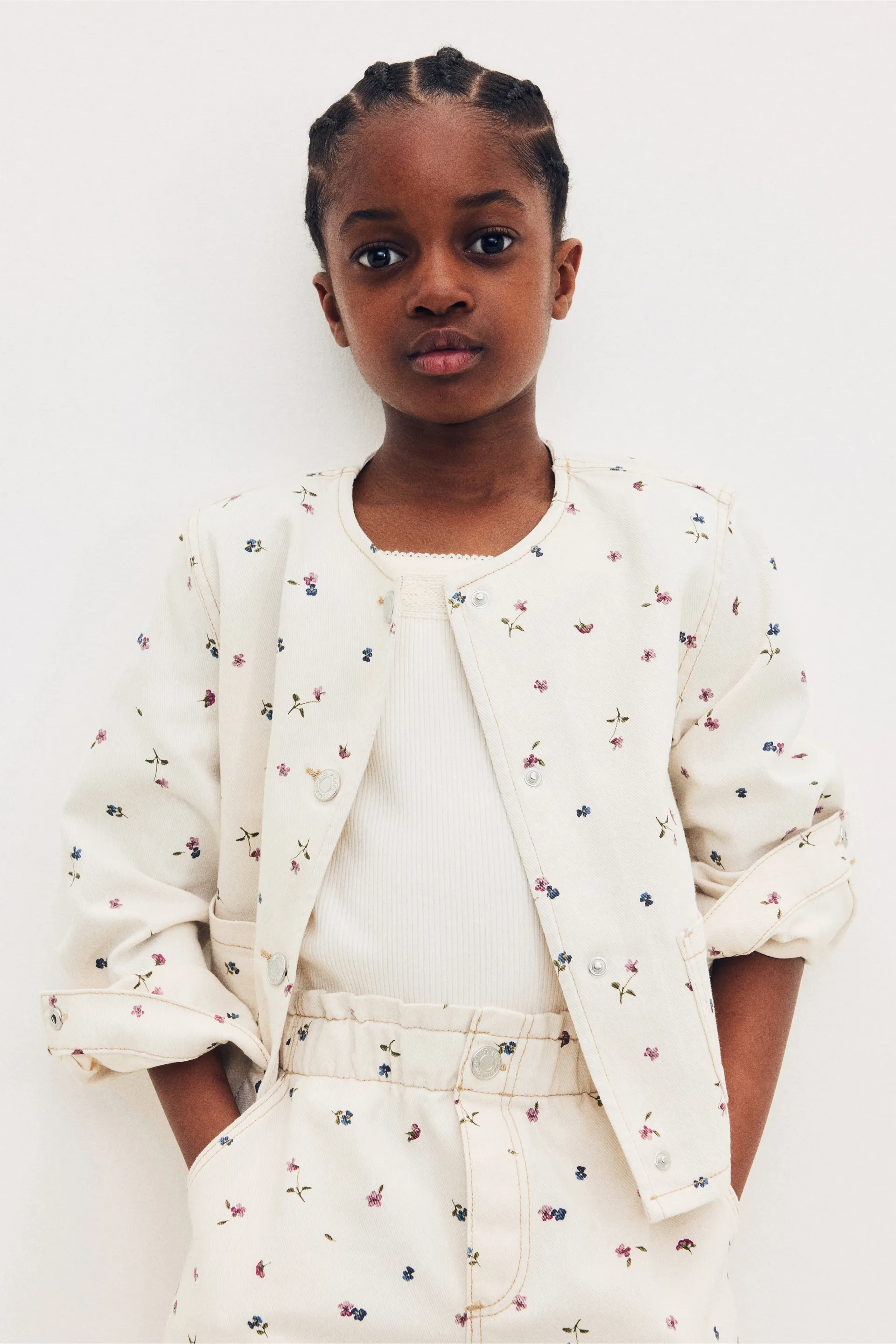 Chamarra en denim de algodón