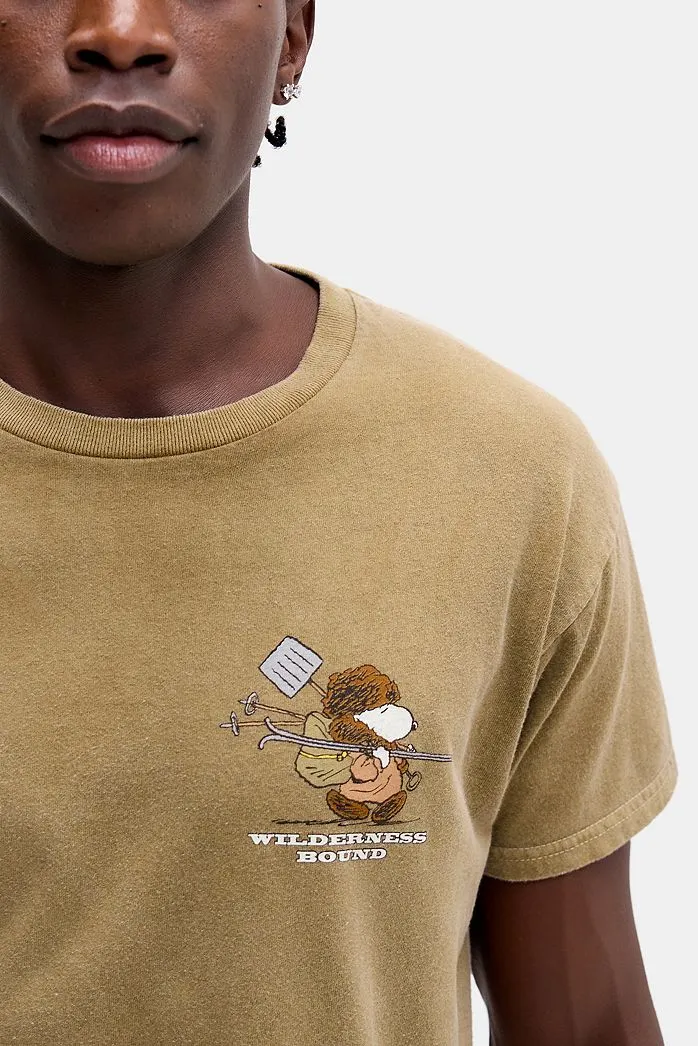T-shirt Grafica UO Snoopy Wilderness Bound