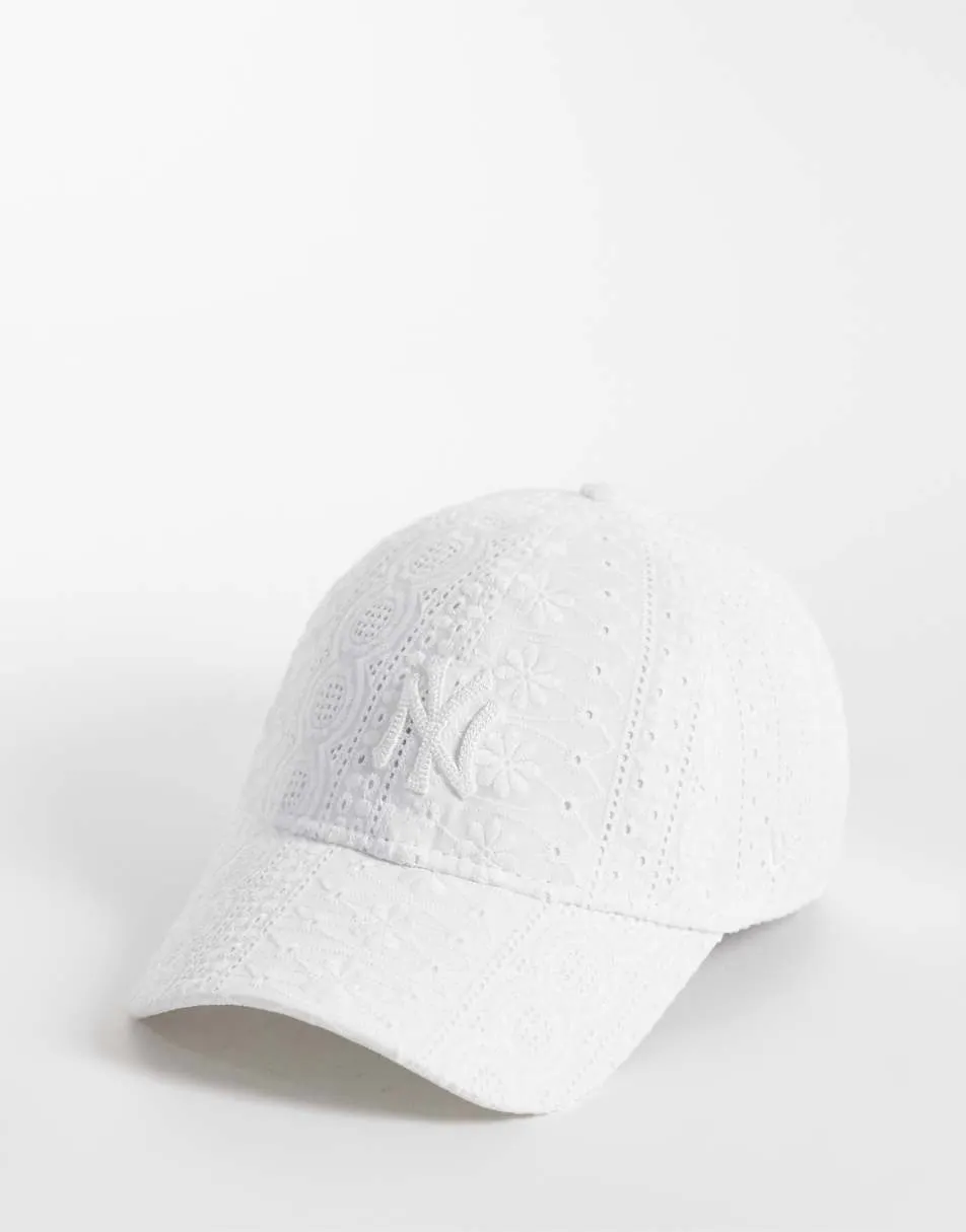 New Era NY Yankees womens 9twenty broderie cap in white
