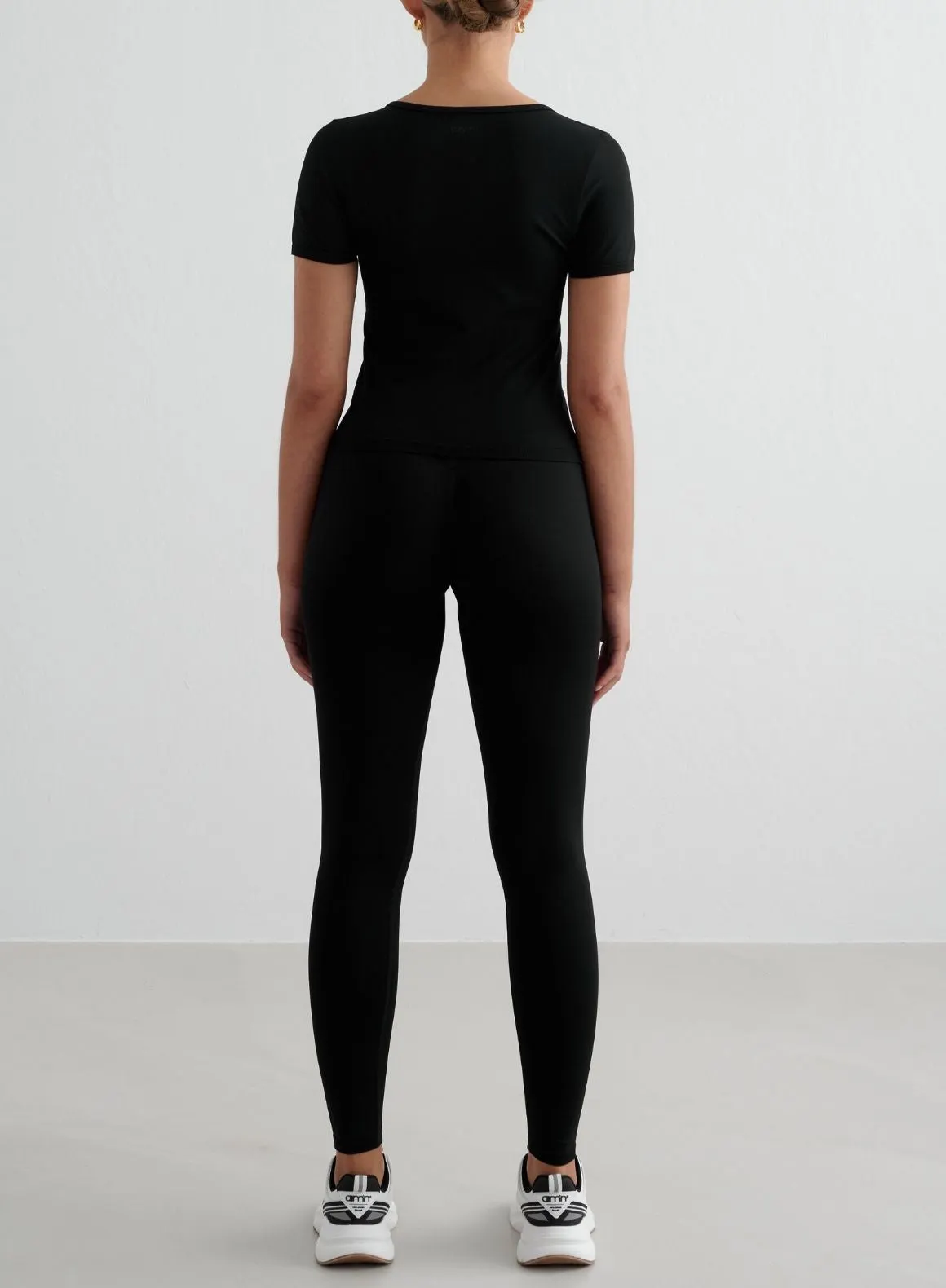 Black Shape Seamless Short Sleeve