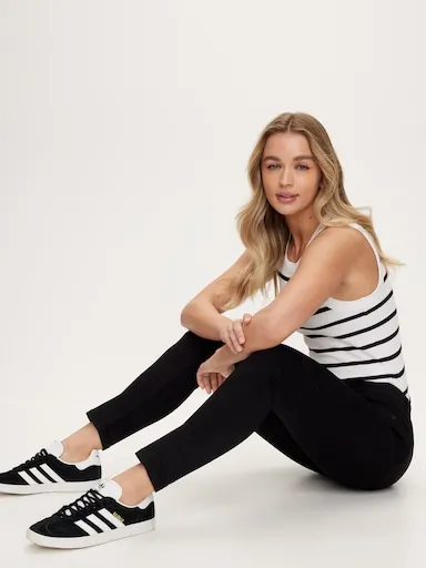 DOTTI Harper Highrise Cropped Jean