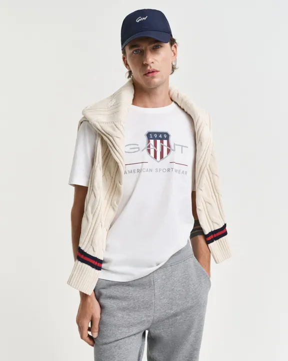 Archive Shield t-skjorte