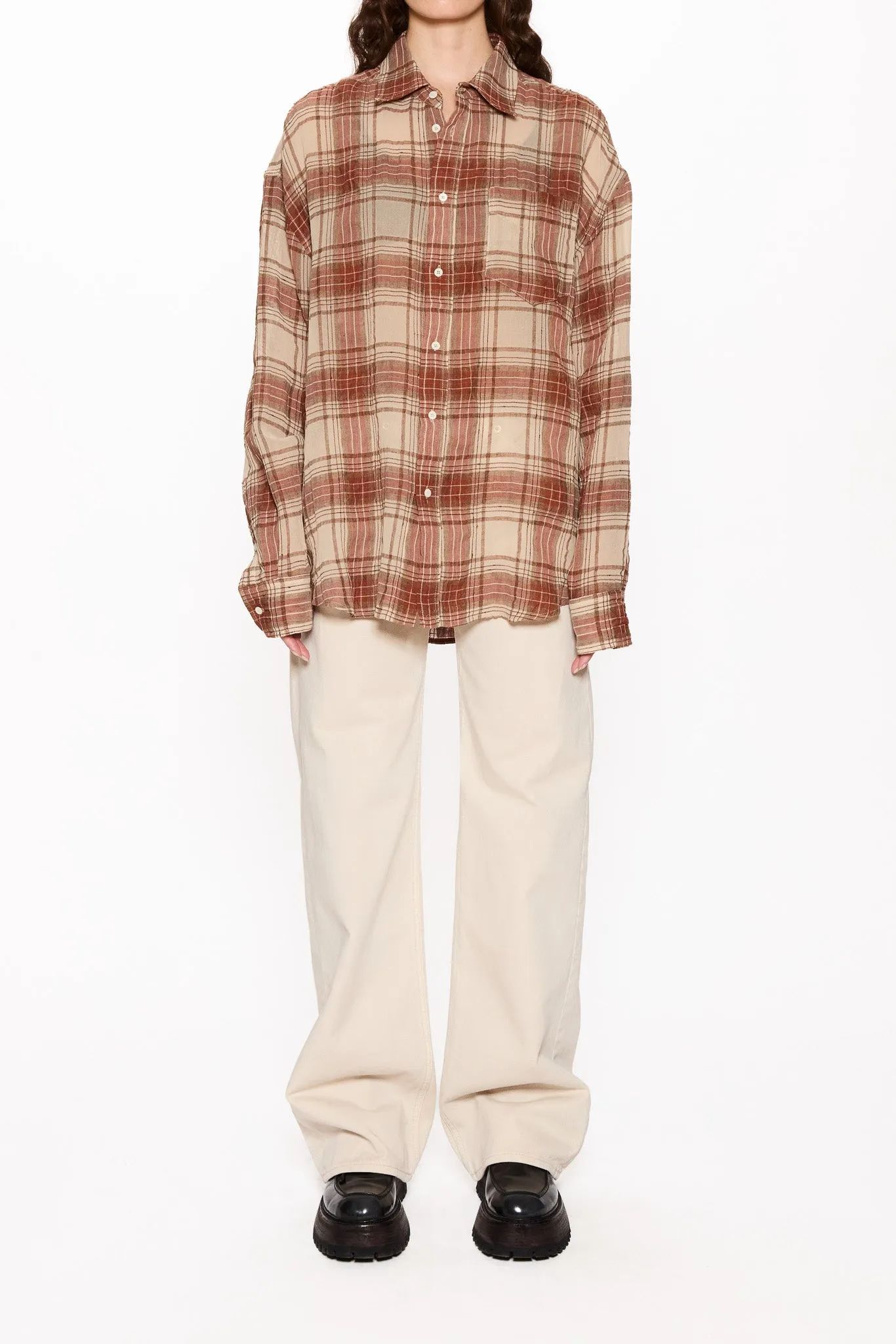 Low-Waist Wide-Leg Jeans