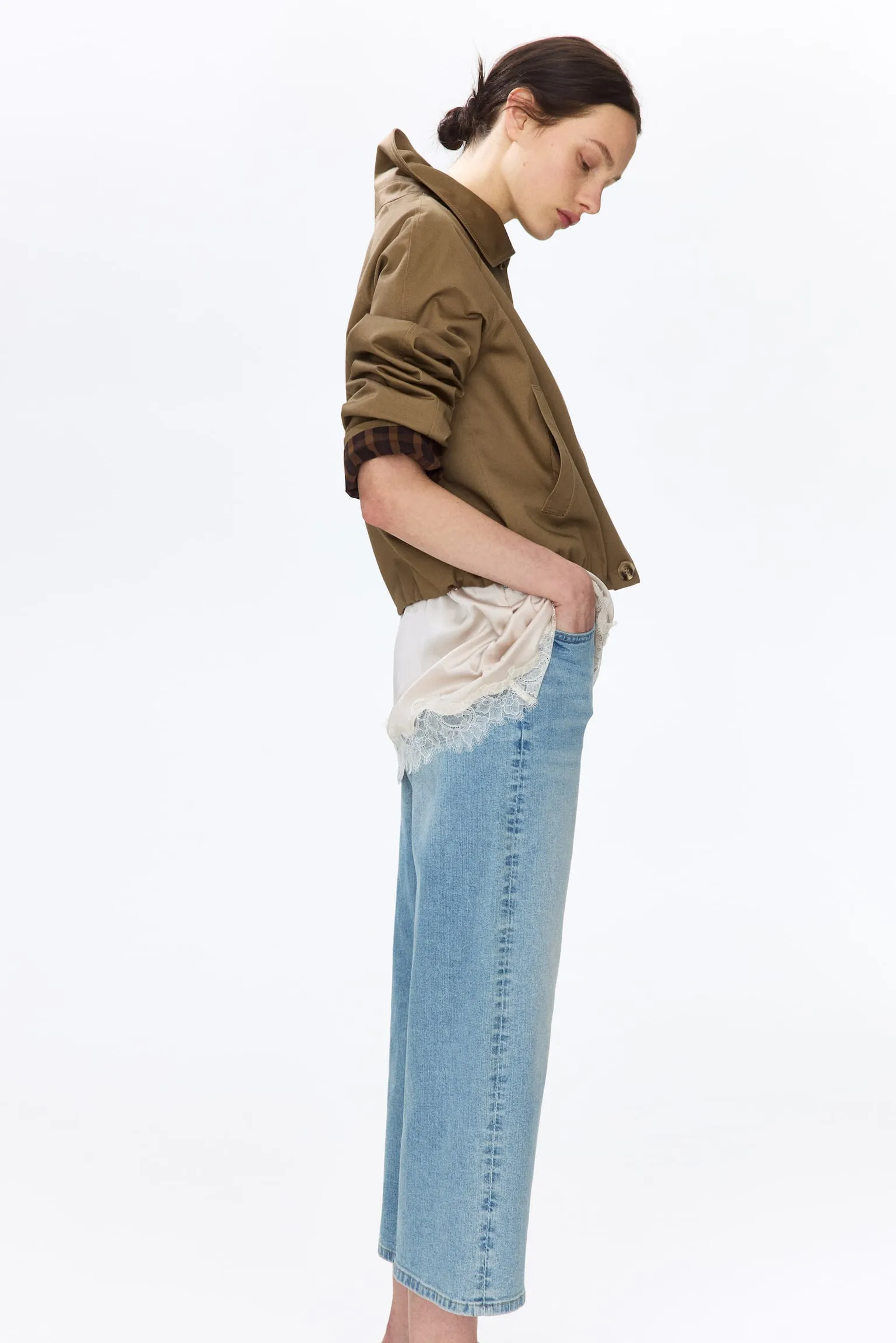 Wide High Waist Ankle Jeans