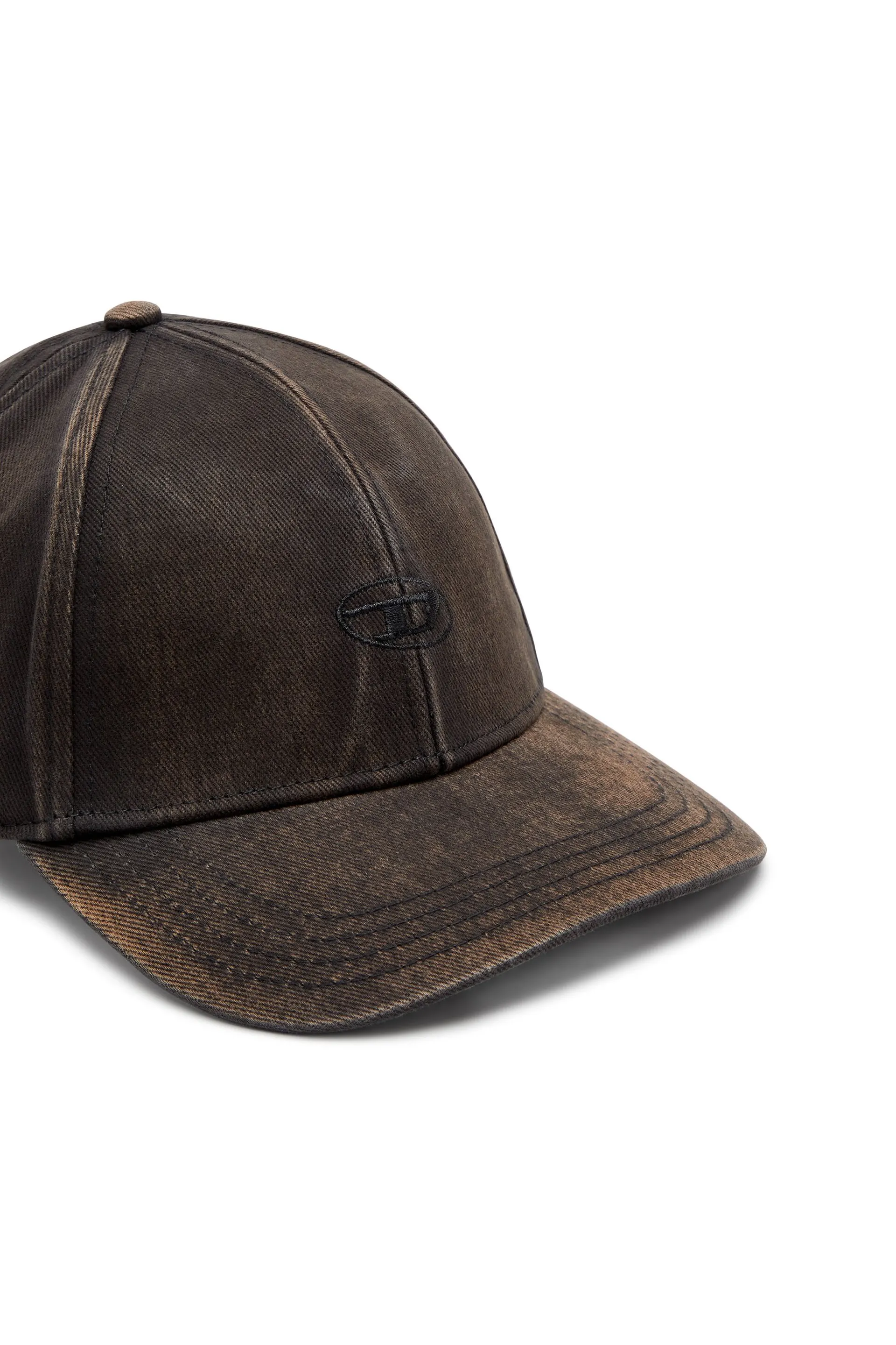 Baseball cap in washed cotton twill