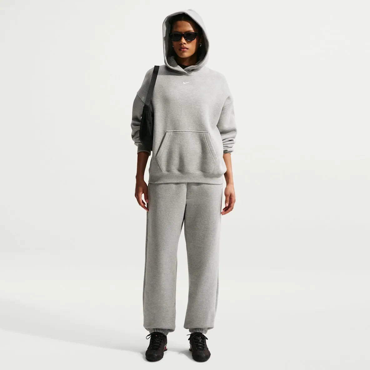 Oversized bukse med høyt liv og oppbrett til dame