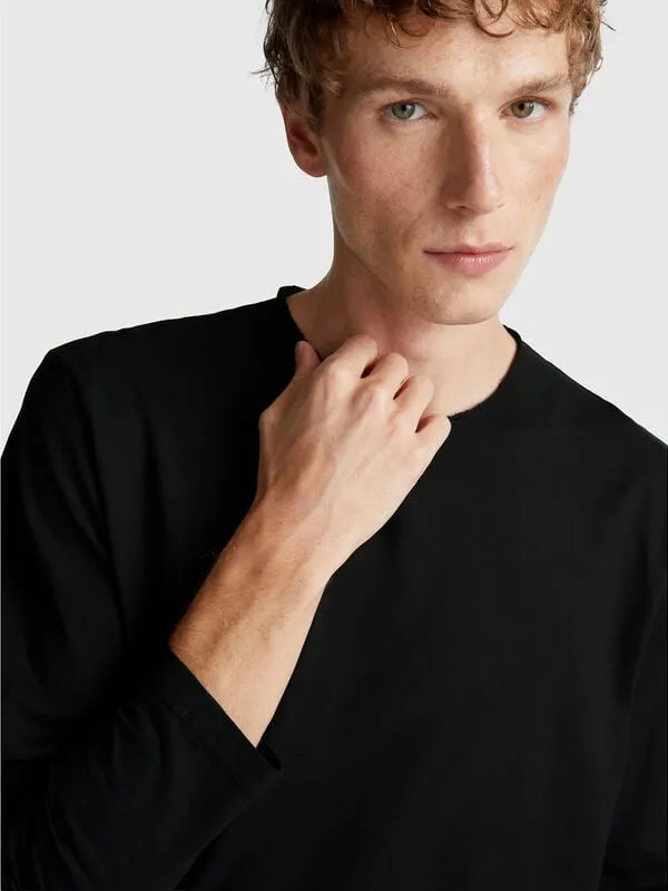 Long sleeve t-shirt in 100% cotton