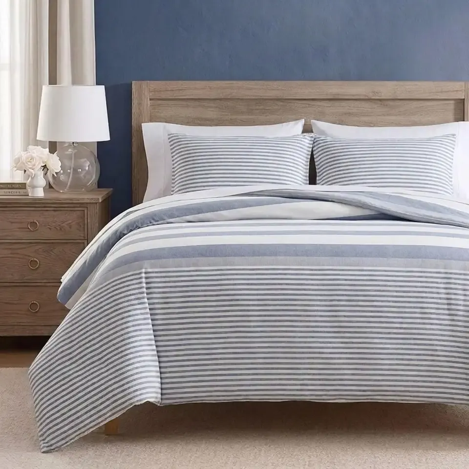 Nautica - King Comforter Set, Soft Yarn-Dyed Cotton Bedding, Medium Weight for Year Round Use, 3 Piece Bed Set with Matching Pillowcases (Fairwater Blue)