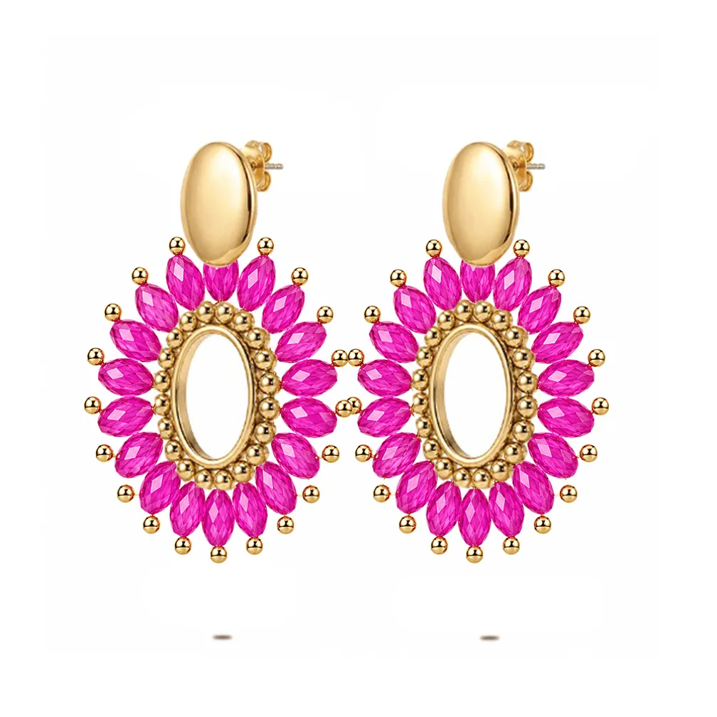 Oorbel in high fashion, bloemenvorm met roze steentjes