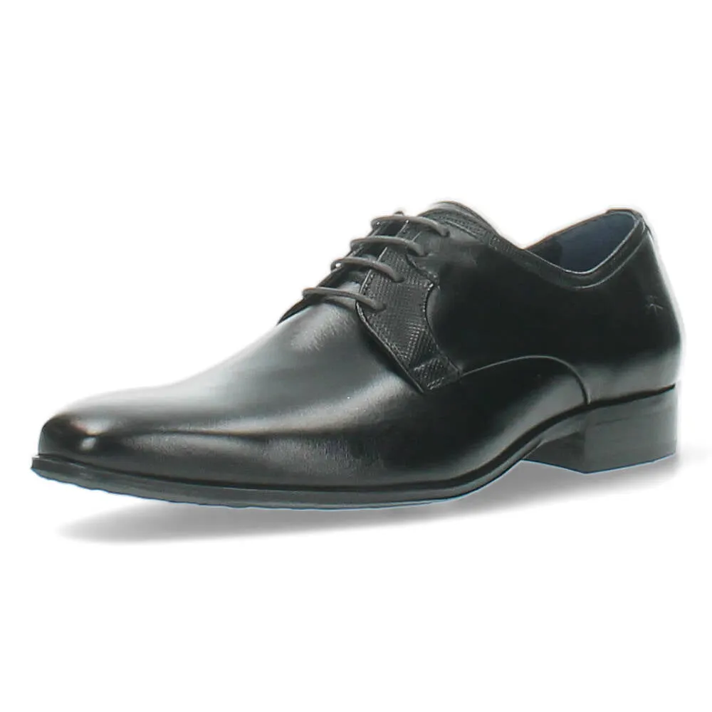 zwarte geklede schoen