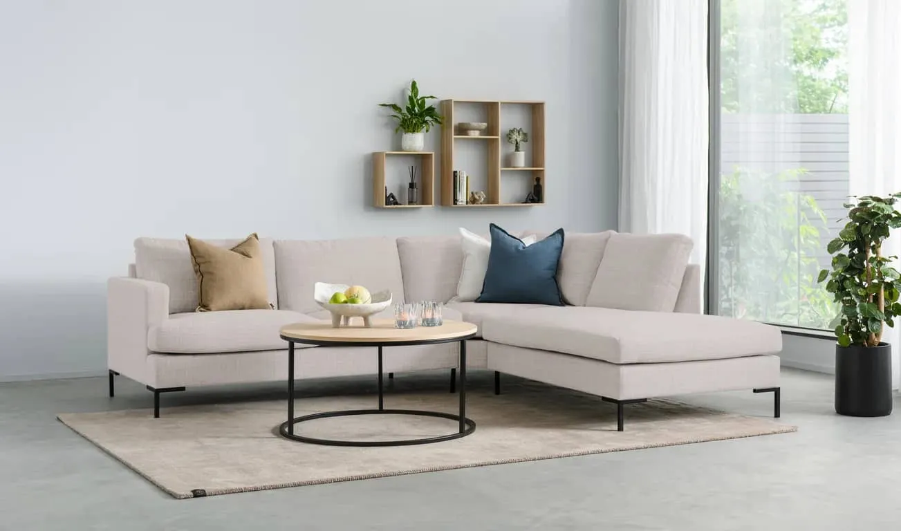 Sone dyp hjørnesofa Modulsofa. 2,5 seter + hjørne + relax, armlene W3 i stoff Atlas natur m/duntopp