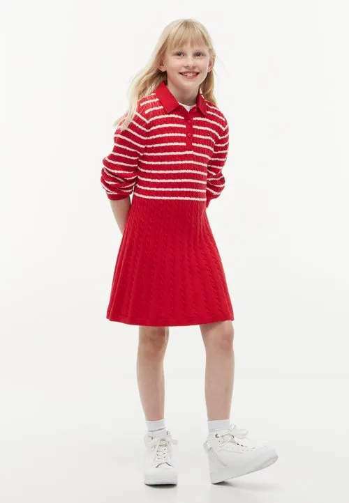 Strikket kjole - red