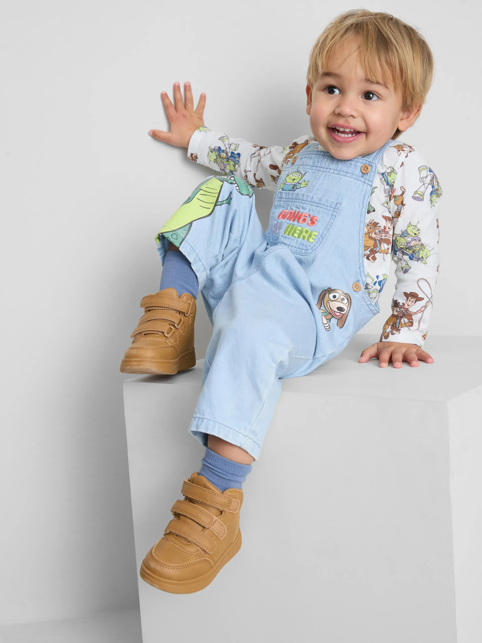 0-36 mois | T-shirt à manches longues et salopette en jean Disney Pixar Toy Story