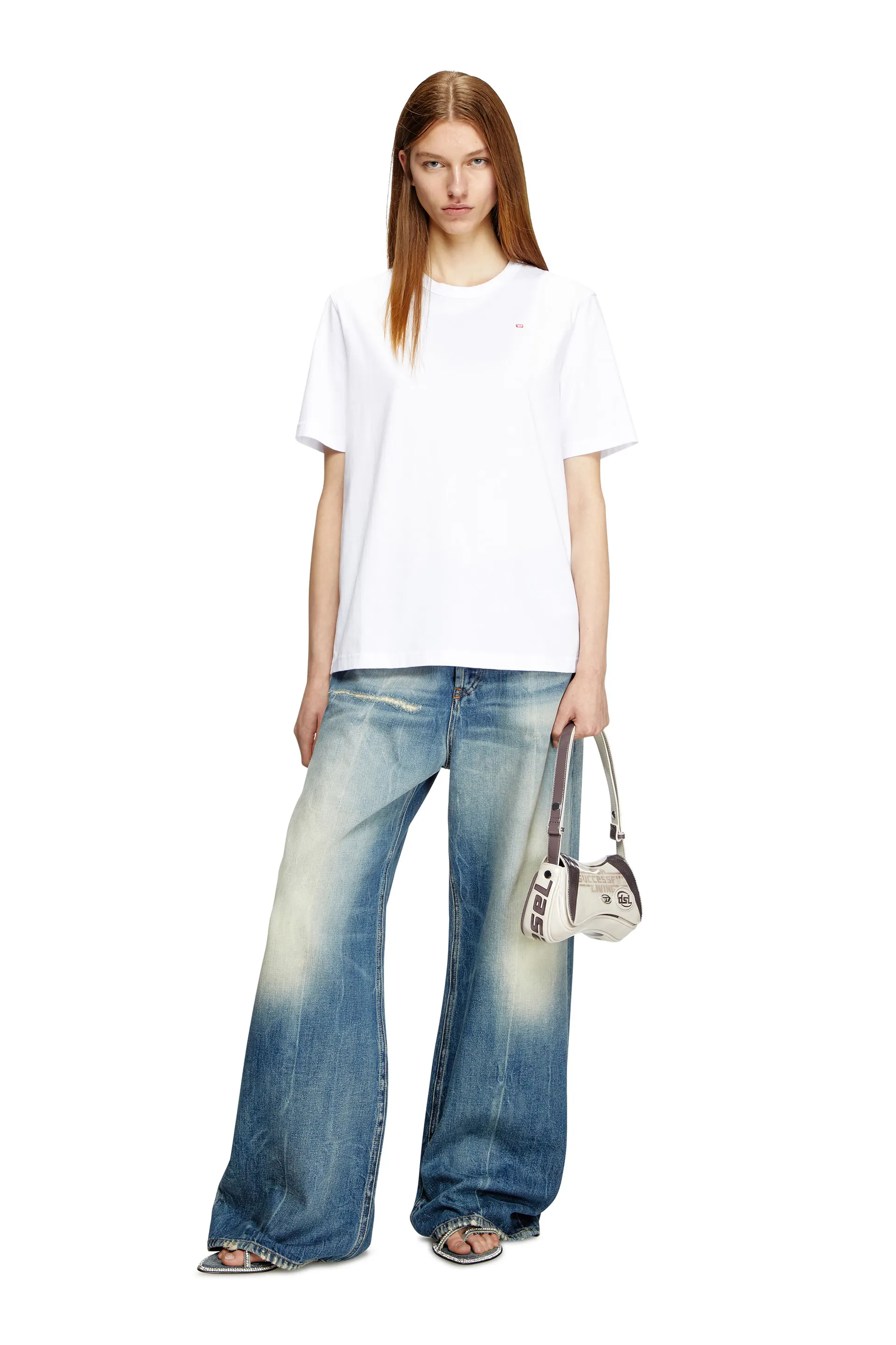 T-shirt with micro-embroidered logo